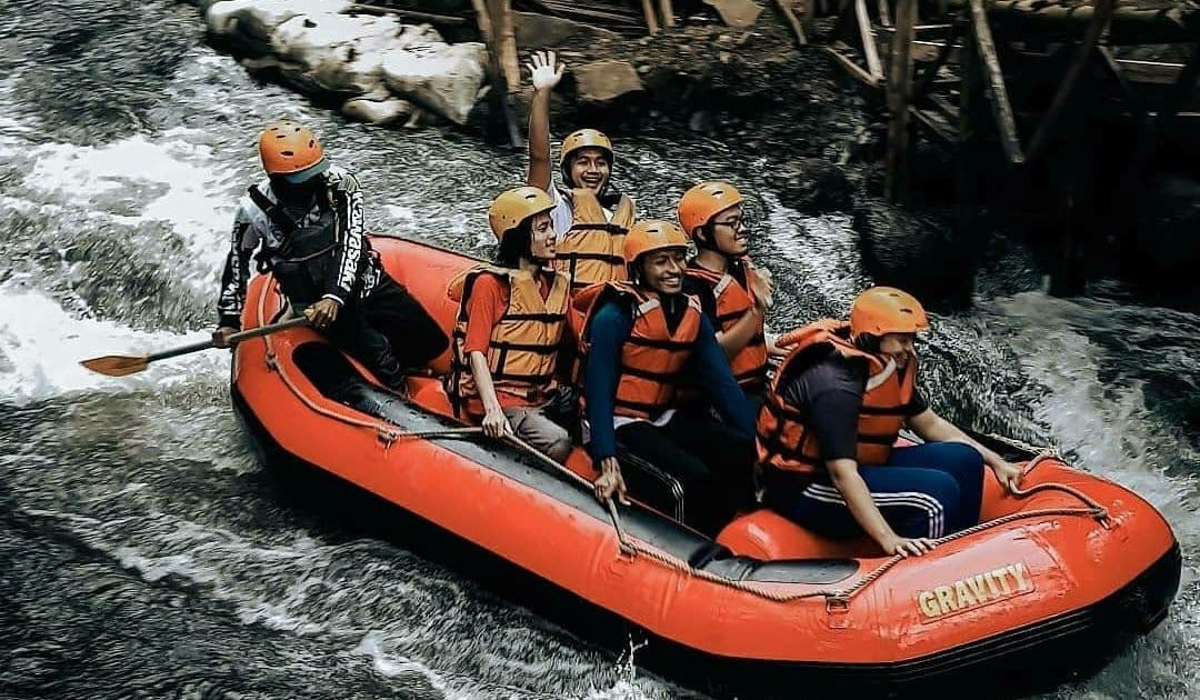Petualangan Arung Jeram