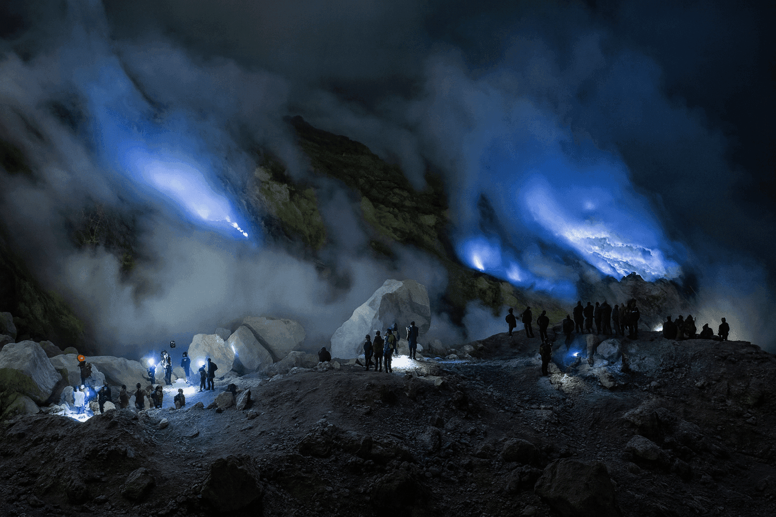 Tur Ijen Sunrise – Private Trip