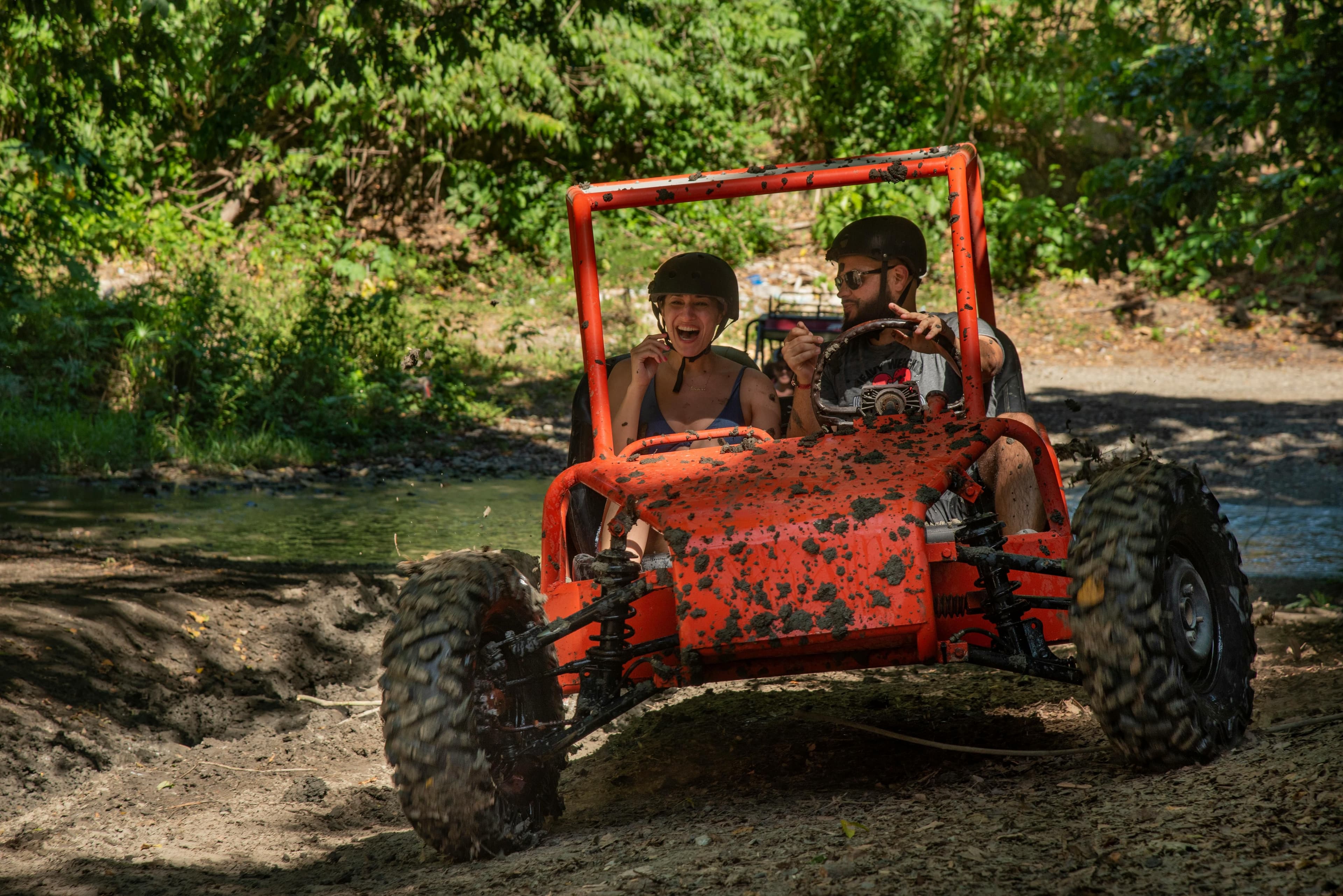 Perjalanan Privat Buggy Car